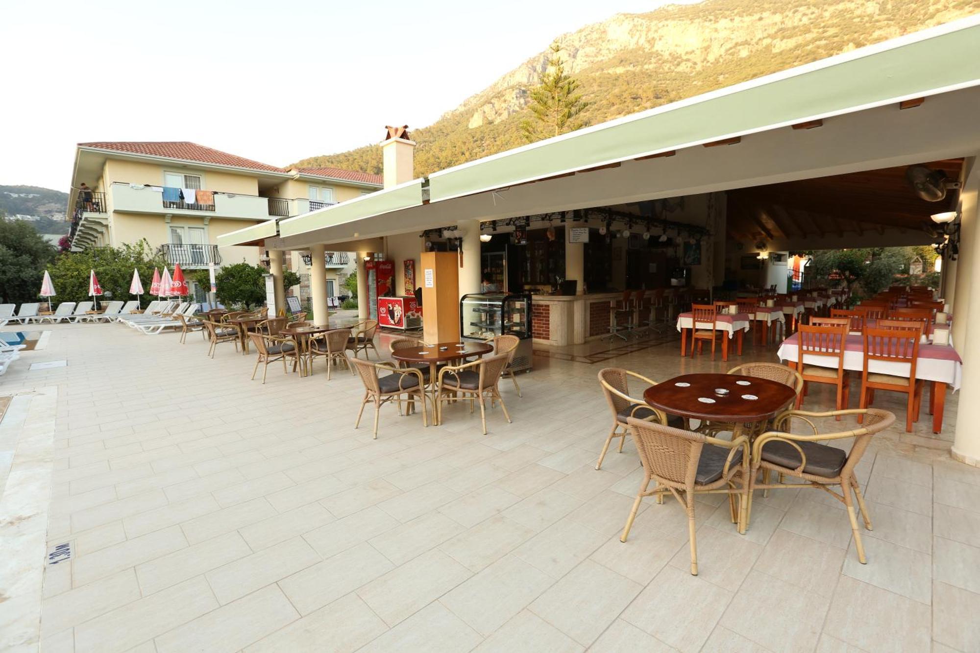 Mavruka Hotel 올루데니스 외부 사진