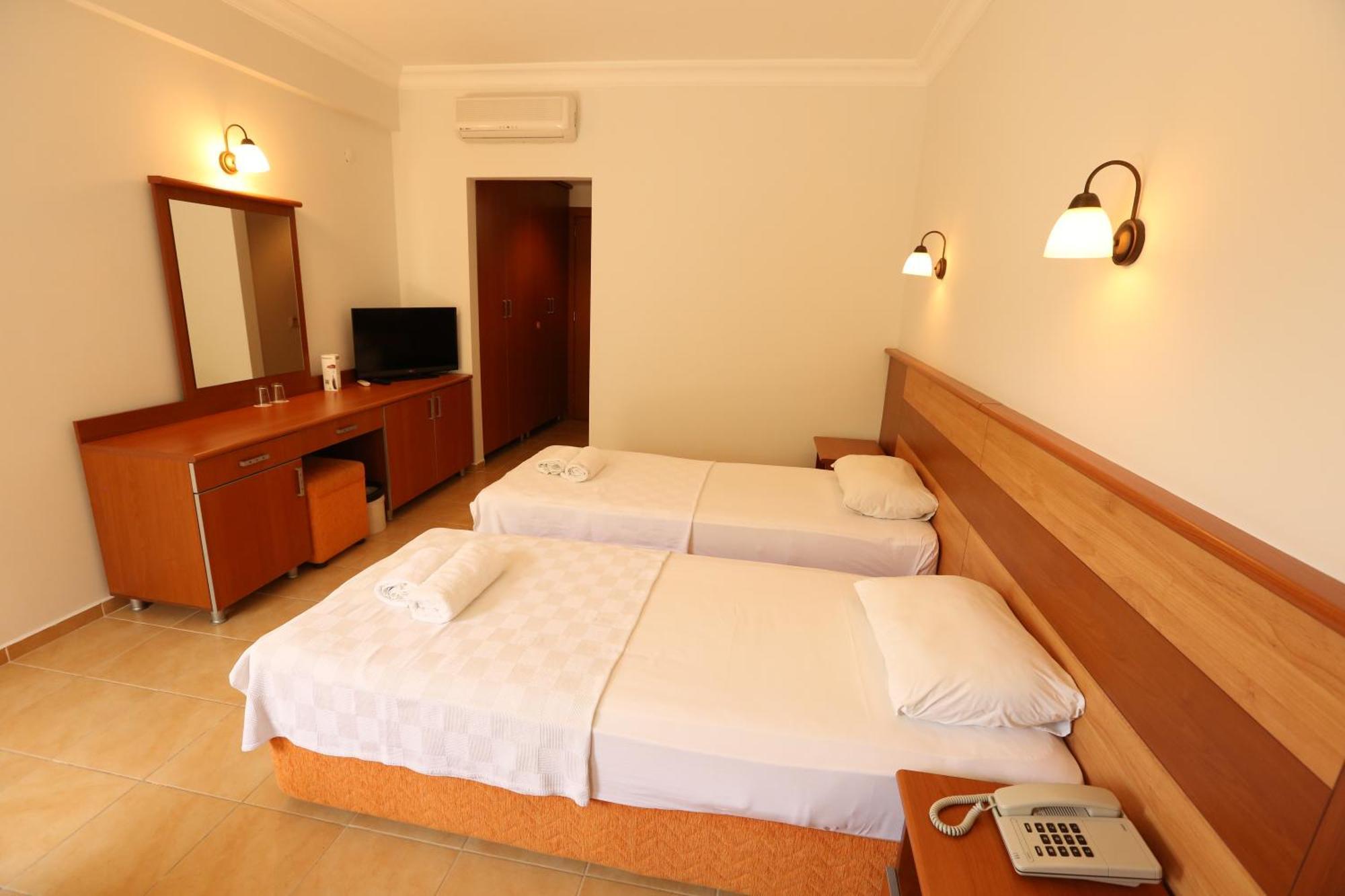 Mavruka Hotel 올루데니스 외부 사진