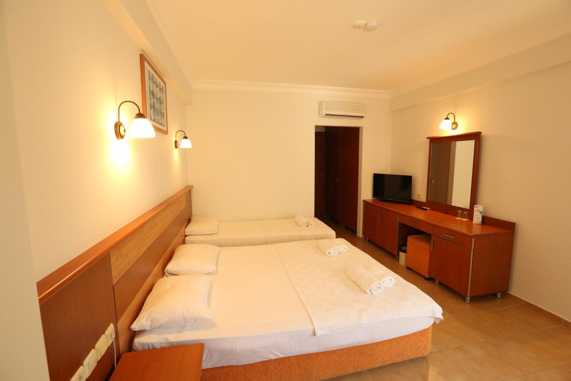 Mavruka Hotel 올루데니스 외부 사진
